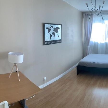 Le Richelieu Comfortable 1 Bedroom Apartment Gratte-Ciel District วีเลอร์บาน ภายนอก รูปภาพ